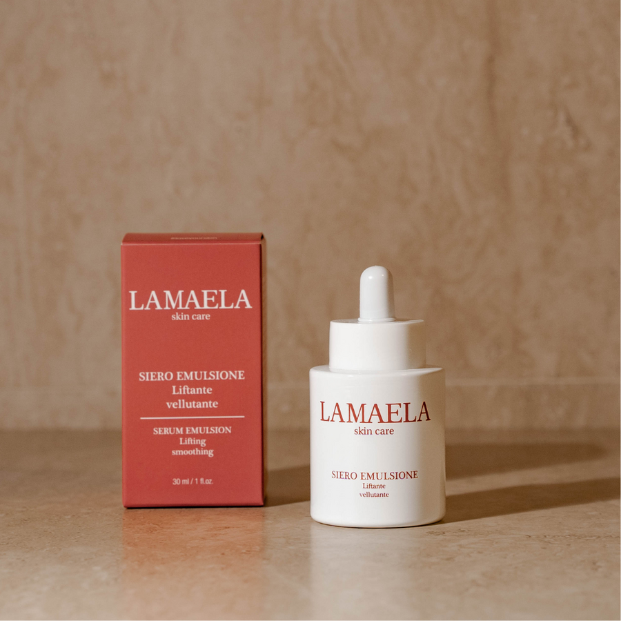 Siero Emulsione LAMAELA Siero in emulsione liflante e vellutante che ristruttuta la pelle, rendendola più luminosa e morbida.